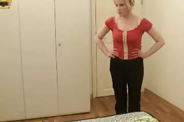 A második év a válásban, férj nélkül, mintha kezek duci szex videók nélkül.