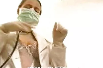 Orosz kukolos szex videok háziasszony és hűséges barátja.