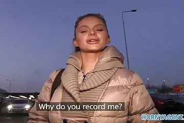 Segített szex filmek ingyen a menyasszonynak befejezni.